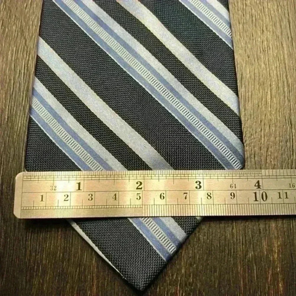 100%‎ Silk tie - Picture 2 of 3